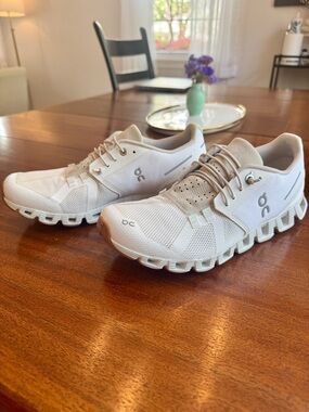 On Cloud Running Shoes for Women - White, Size 8